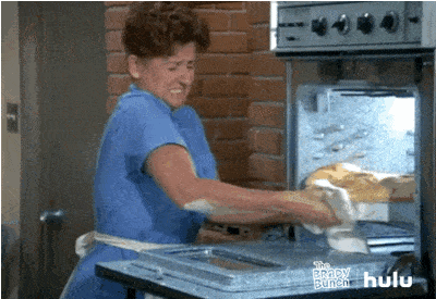 Alice with turkey (The Brady Bunch)